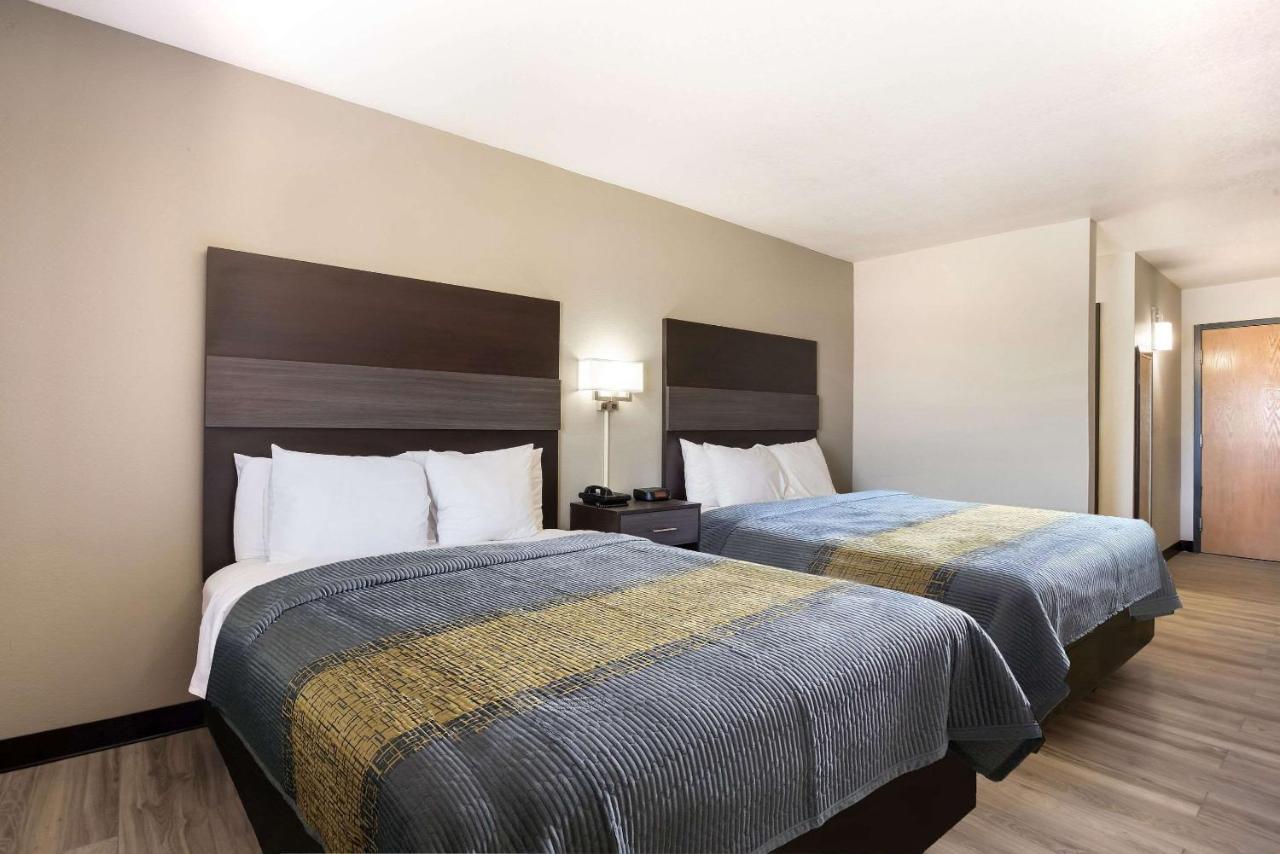 Rodeway Inn Branson, Brick House Esterno foto