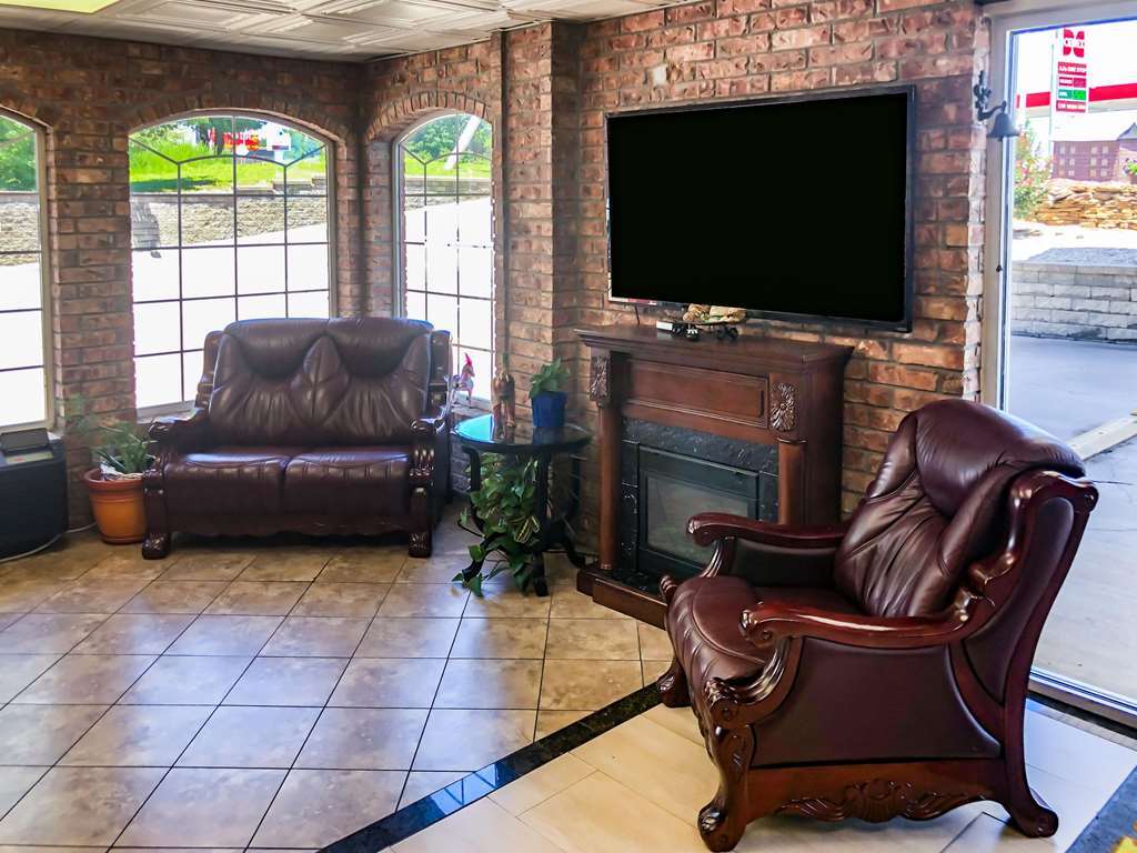 Rodeway Inn Branson, Brick House Interno foto